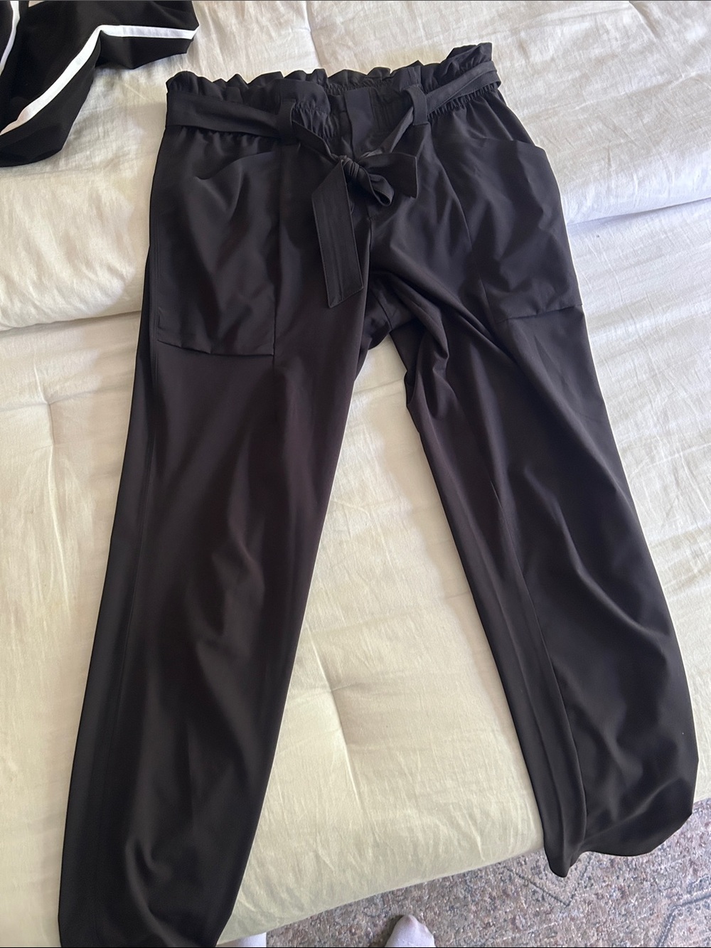 Athleta Black Paperbag Waist Tie Front Pants